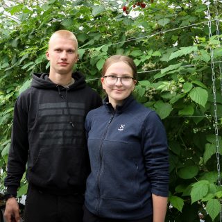 Aleksin Marjat Aleksi Kuukasjärvi Jemina Tikka SR-6