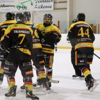 Ampparit vs Kiilat juhlaottelu-17