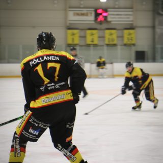 Ampparit vs Laser HT Hot SR-11