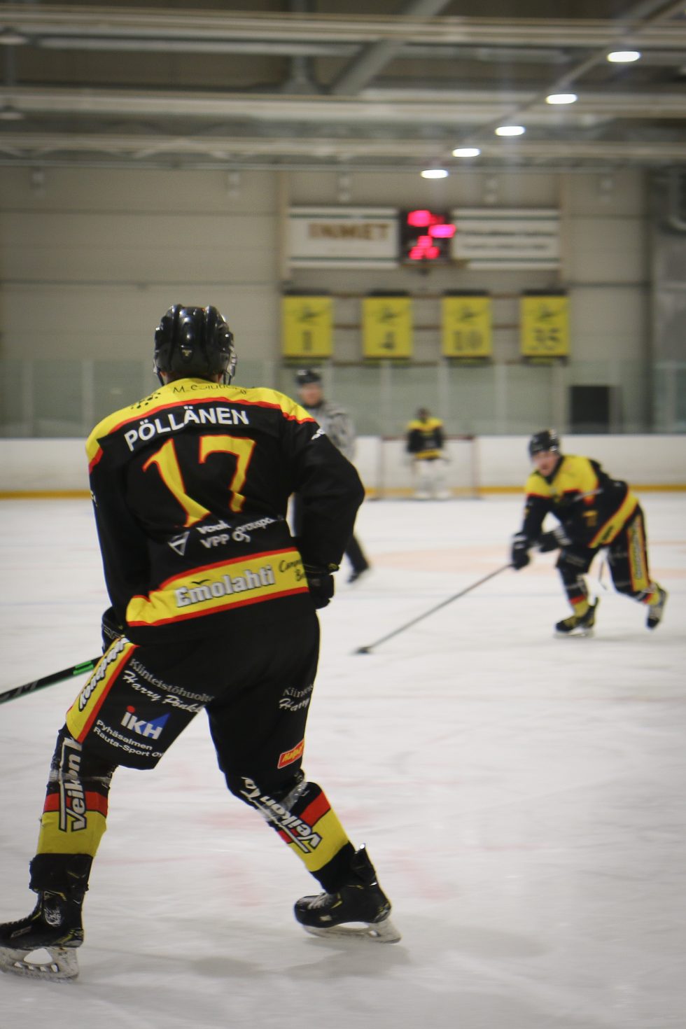 Ampparit vs Laser HT Hot SR-11