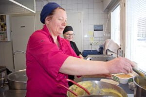 arja pesonen lilli hietala kuv MK