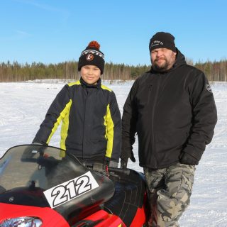 Dani ja Petja Pentti SK-4