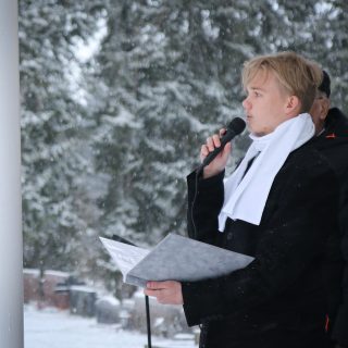 Itsenaisyyspaivan juhla SR-43