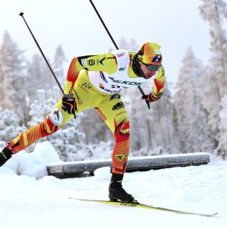 Joni vauhdissa