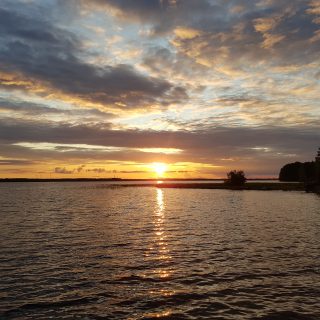Juhannus Emoniemi Teija Pesonen
