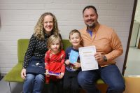 Kirjasto Lyonsin perhe SR-2