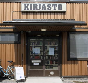 kirjasto rajattu