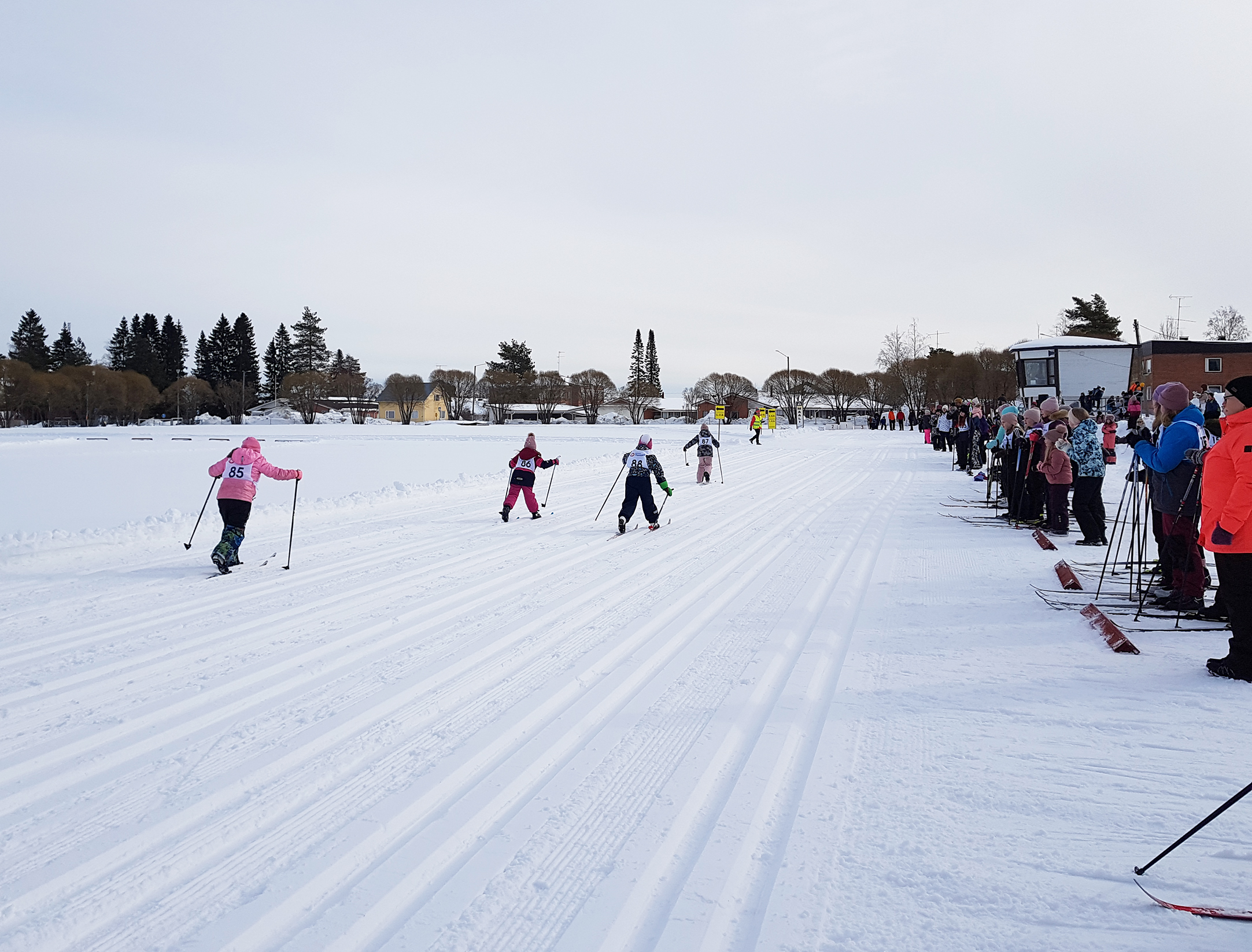 Koululaisten sprinttihiihdon tuloksia - Pyhäjärven Sanomat