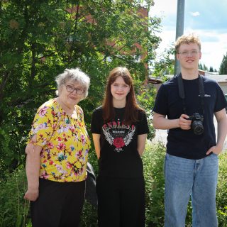 Liisa, Inka ja Sakari SR