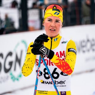 Oona_TomiMakipaa_kertajulkaisu_kevyt