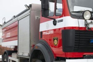 pelastuslaitos kuvituskuva Jaana Salo
