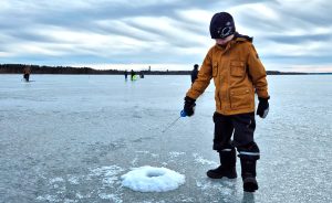 Pilkkipäivä_Jouhki_vaaka