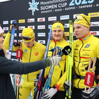 SkiTeamRovaniemi3_TouhoHakkinen