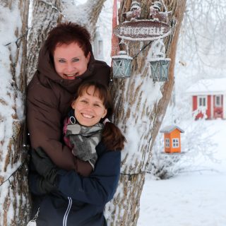 Virpi ja Annette SR-1