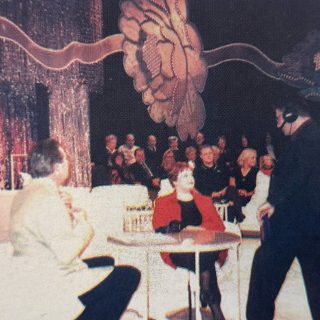 VKO15 25v Tuttu juttu 11.4.2001