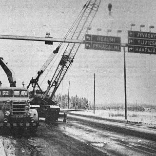 VKO43 50v Vaskilammen risteys 31.10.1974